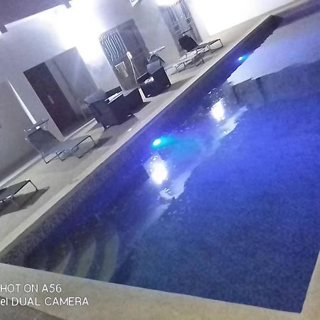 Villa Diambars Sali Tapé エクステリア 写真